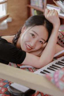 欧洲美女与动交ZOZ0Z